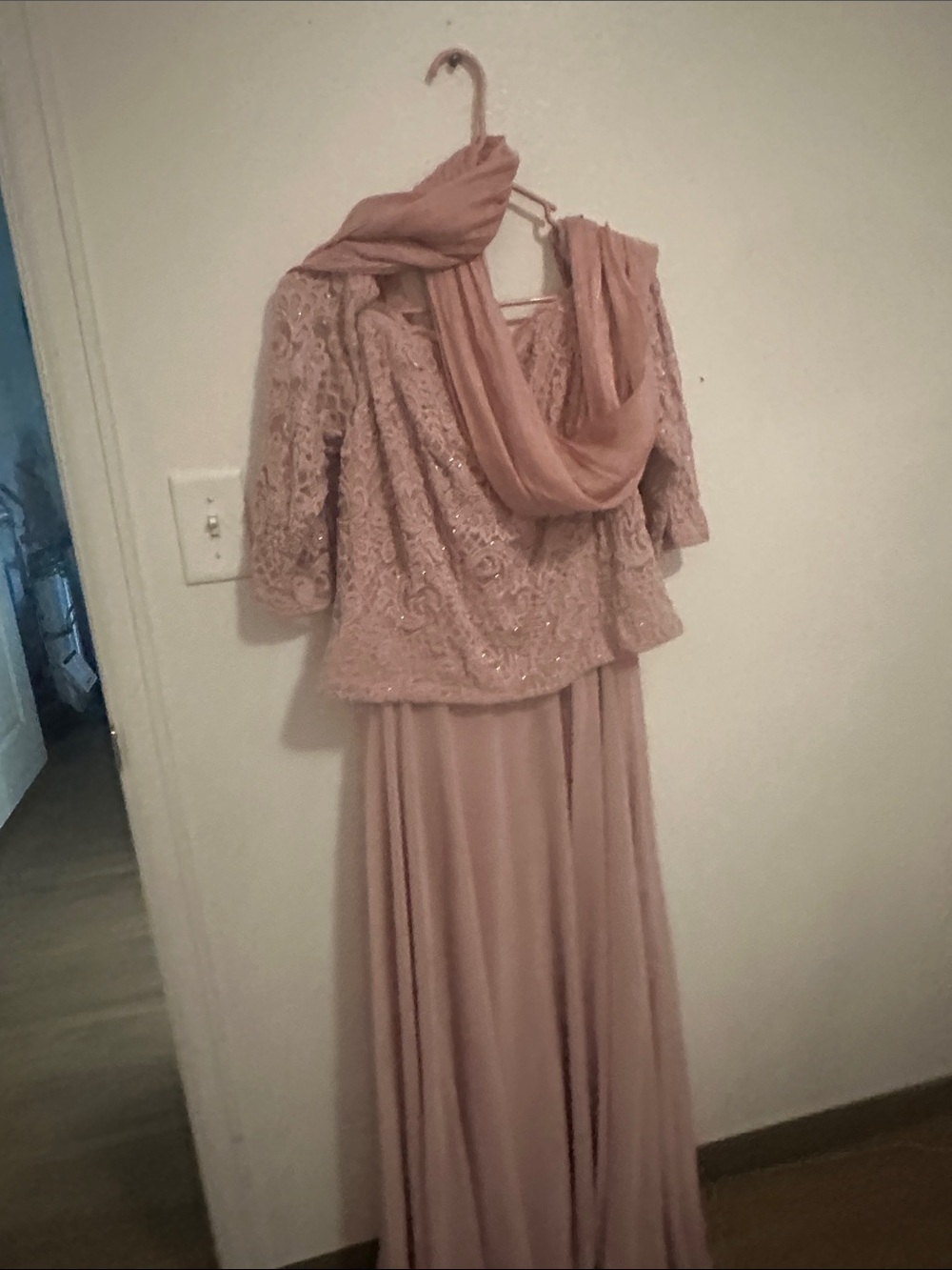 Alex Evenings Dusty Rose Lace & Chiffon Maxi Dress with Scarf
